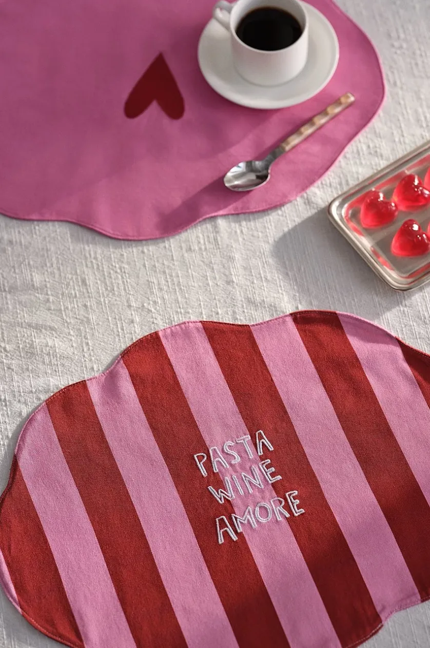 AMORE gesticktes Tischset