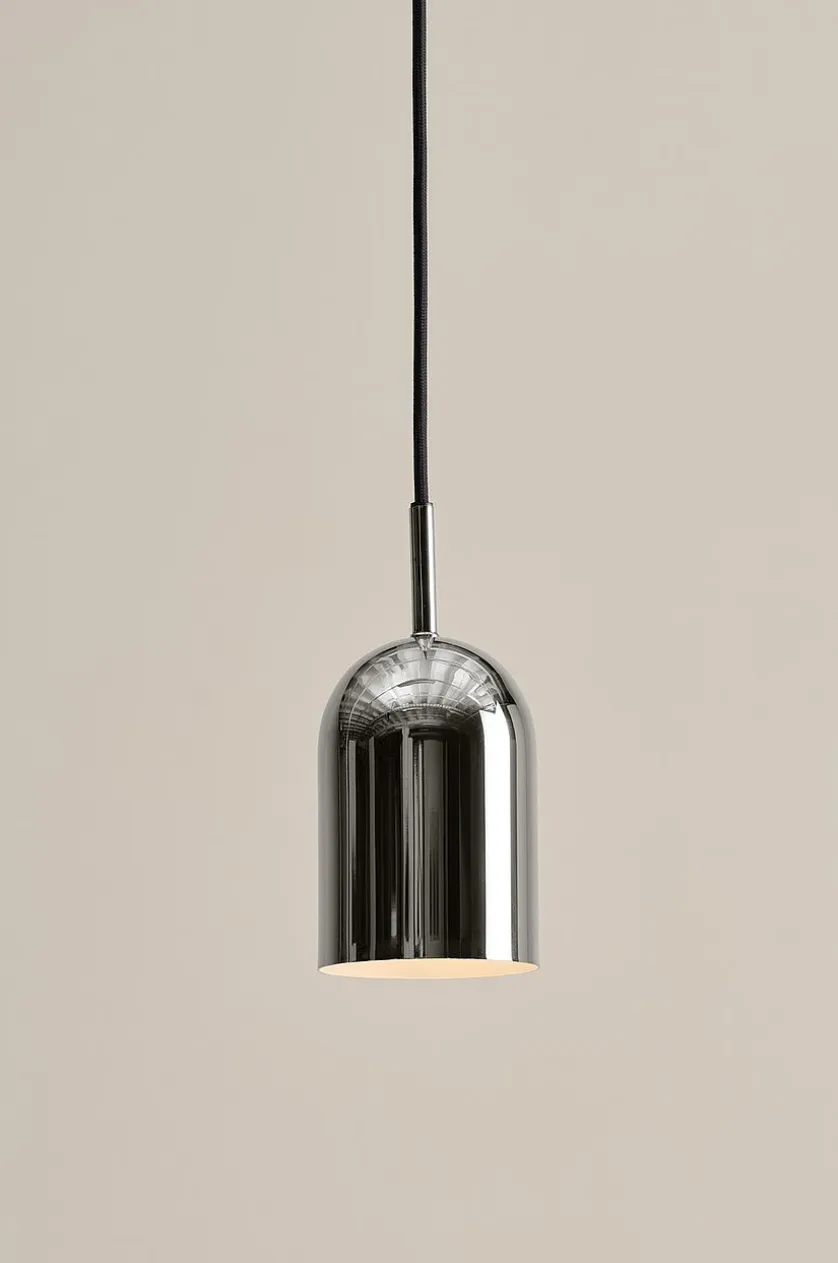 ARA Lampe am Fenster