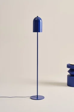 ARA Stehlampe