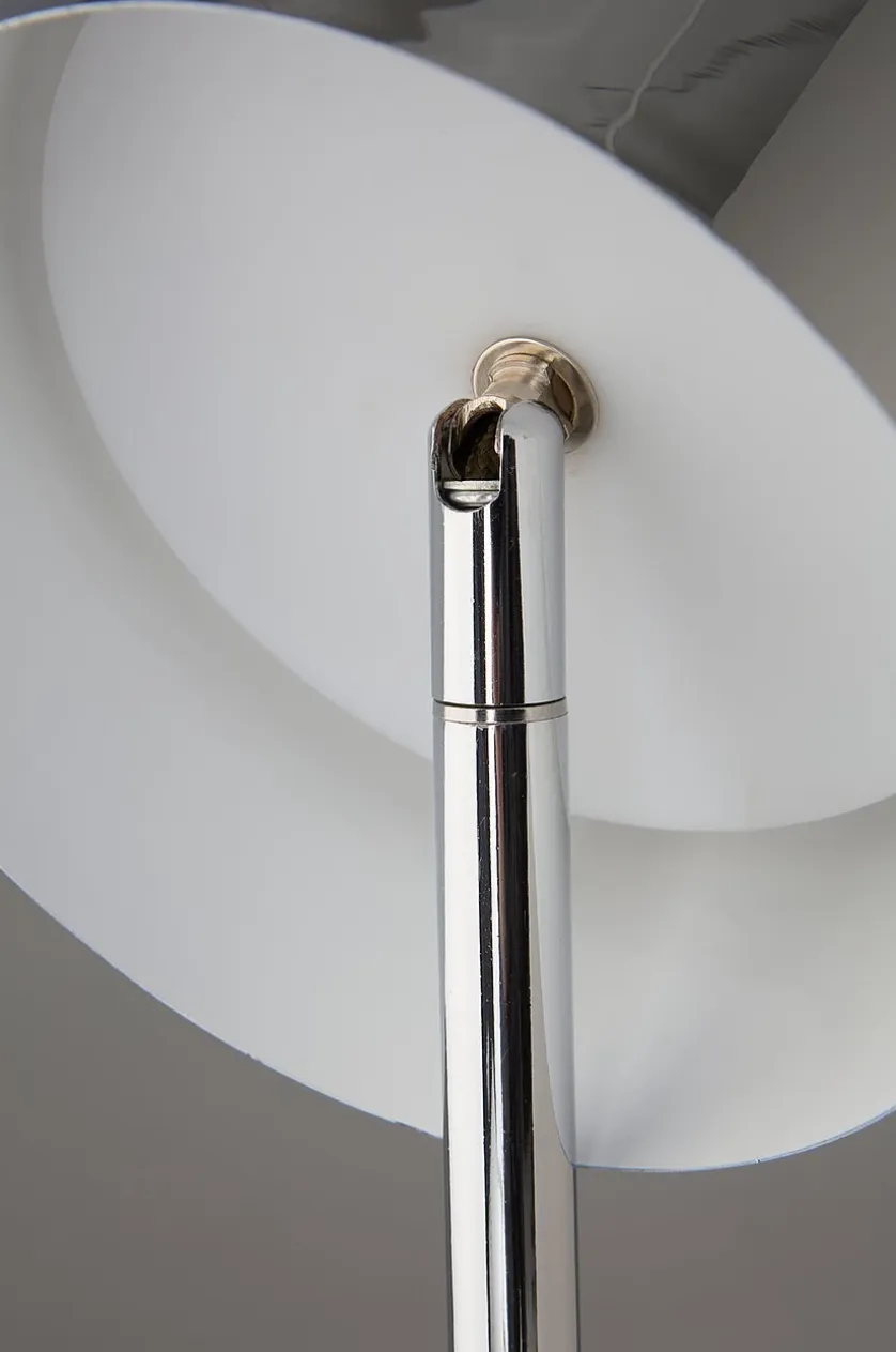 ARA Stehlampe