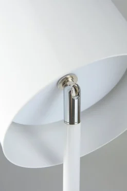 ARA Stehlampe