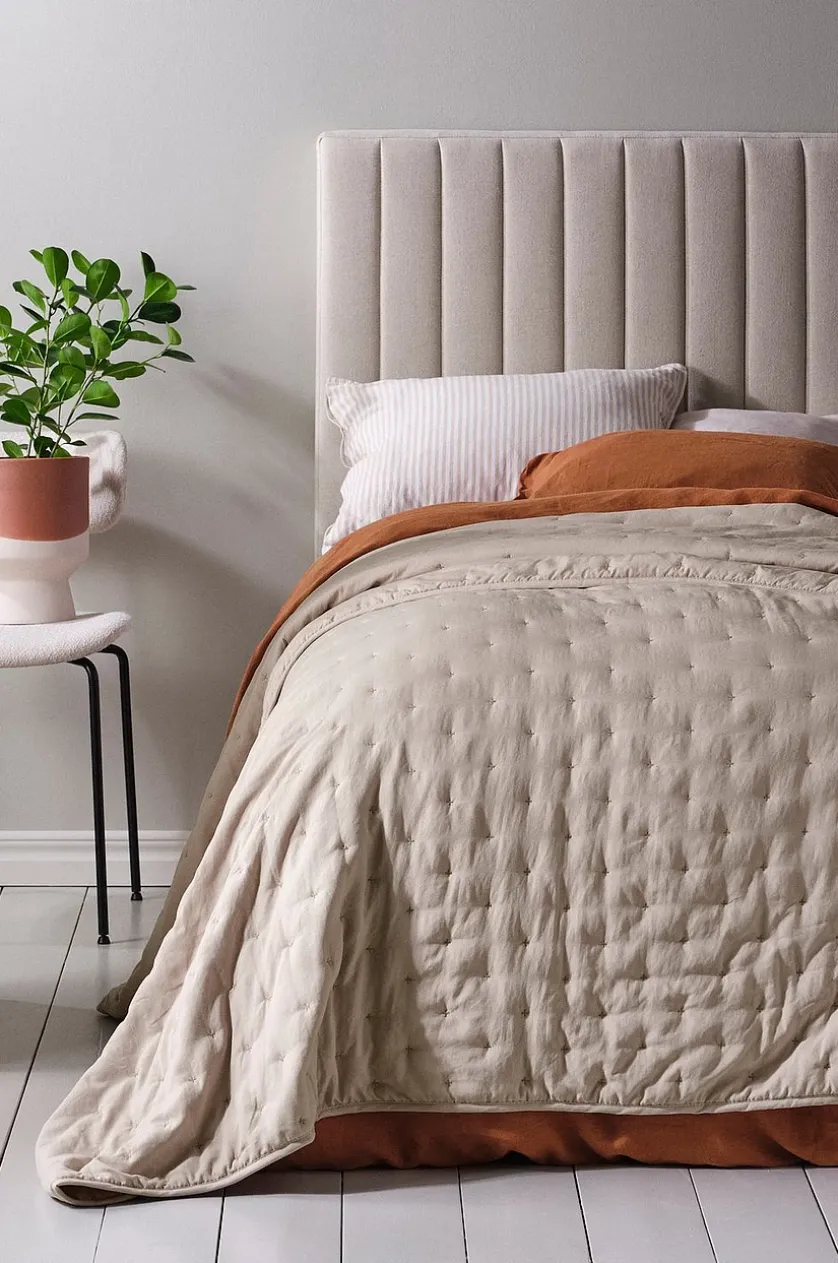 Bedspread 180 Calm Tagesdecke