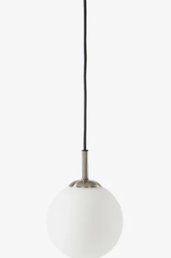 EKMAN Lampe am Fenster
