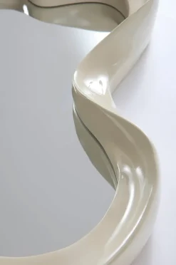 FLOATING Spiegel