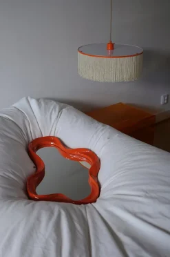 FLOATING Spiegel