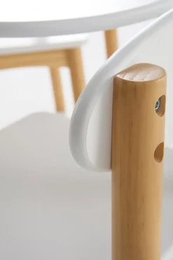 HULTA EGG Kindertisch mit 2 Stühlen