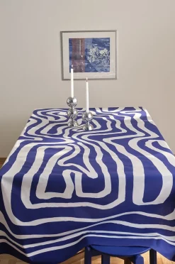 LABYRINTH Tischdecke