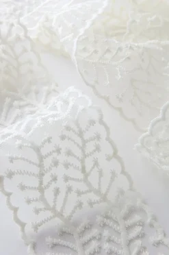 LACIRA LACE