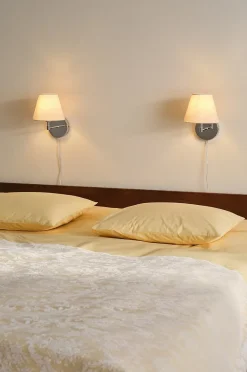 LASSE verchromte Wandlampe im 2er-Pack
