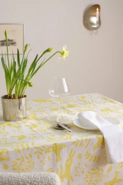 SPRING BLOOM wasserabweisende Tischdecke