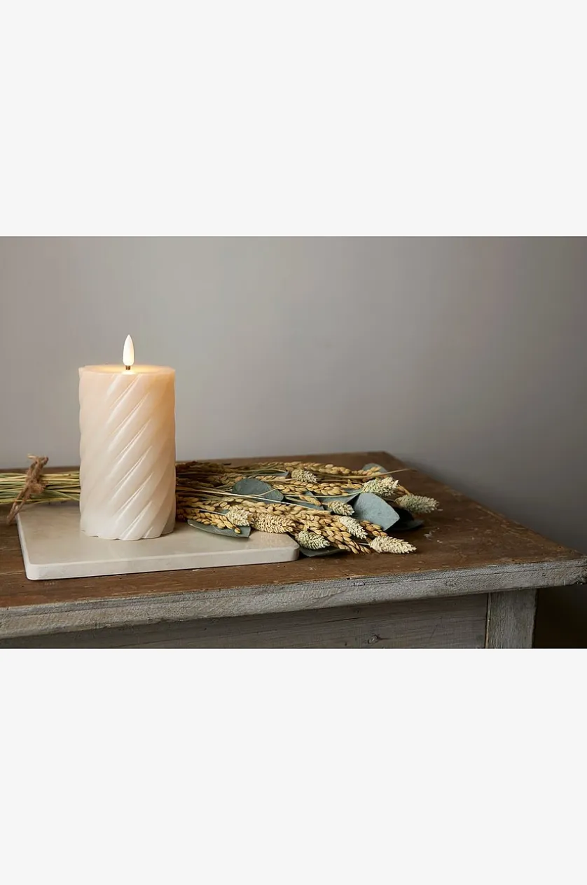 Stumpenkerze Flamme Swirl LED 15 cm