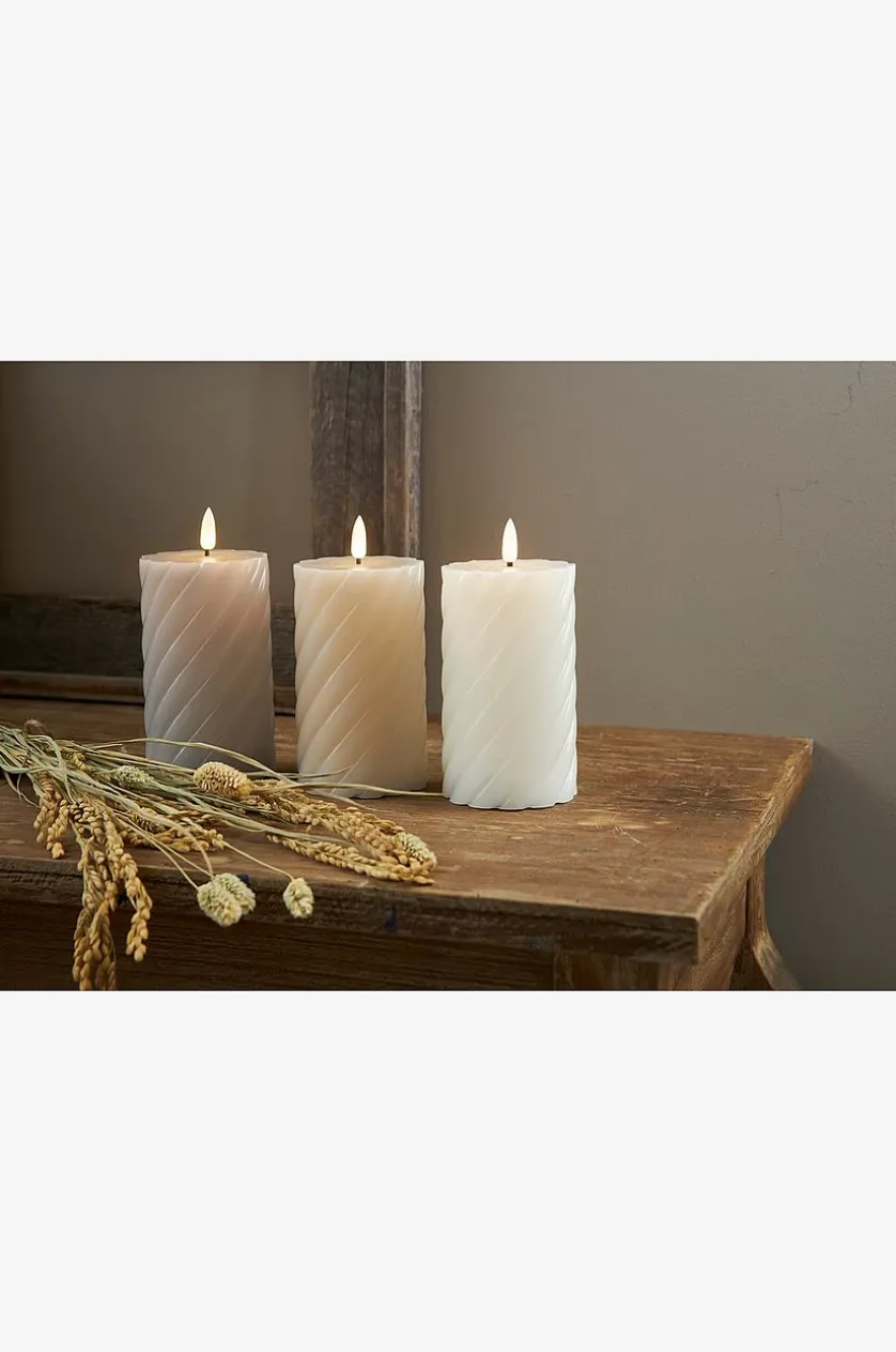 Stumpenkerze Flamme Swirl LED 15 cm