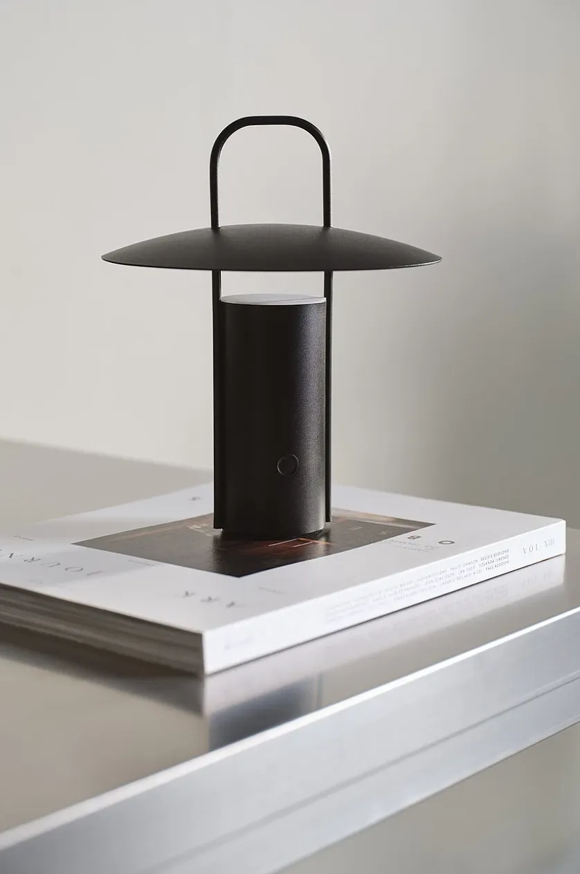 VENNA tragbare Tischlampe
